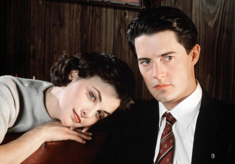 Dale Cooper et Audrey Horne de la série Twin Peaks.